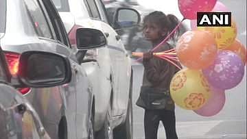 'ഞങ്ങളുടെ കണ്ണുകള്‍ വെന്തെരിയുന്നു, ശ്വസിക്കാന്‍ പറ്റുന്നില്ല'; ശിശുദിനത്തില്‍ രാജ്യതലസ്ഥാനത്ത് നിന്ന് മനസാക്ഷിയെ മരവിപ്പിക്കുന്ന വാക്കുകള്‍...