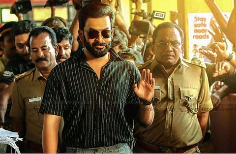 സിനിമയിറങ്ങുന്നതിന് മുന്‍പേ മേക്കിങ് വീഡിയോ: സൂപ്പര്‍സ്റ്റാര്‍ ഹരീന്ദ്രനായി പൃഥ്വി