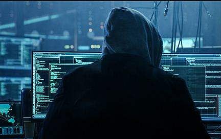 നിങ്ങള്‍ 'റിസ്‌കിലാണ്'; രാജ്യത്തെ 10 ലക്ഷം ഡെബിറ്റ്, ക്രെഡിറ്റ് കാര്‍ഡുകളുടെ വിവരങ്ങള്‍ ചോര്‍ത്തി, ഡാര്‍ക് നെറ്റ് വെബ്‌സൈറ്റില്‍ വില്‍പ്പനയ്ക്ക്