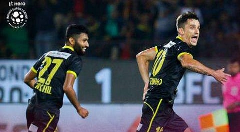 നെഞ്ച് പിളര്‍ത്തി മാഴ്‌സലീഞ്ഞോയുടെ ഫ്രീകിക്ക്; ബ്ലാസ്റ്റേഴ്‌സിന് സ്വയം പഴിക്കാം; ഹൈദരാബാദിന് ജയം