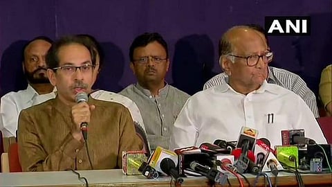 170 എംഎൽഎമാര്‍ ഒപ്പമുണ്ടെന്ന് ശരദ് പവാർ ; ശിവസേന എംഎൽഎമാരെ റാഞ്ചാൻ ശ്രമിച്ചാൽ മഹാരാഷ്ട്ര ഉറങ്ങില്ലെന്ന് താക്കറെയുടെ മുന്നറിയിപ്പ്