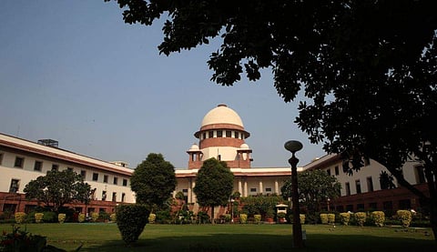 മൂന്ന് കത്തുകൾ സോളിസിറ്റർ ജനറൽ സുപ്രീം കോടതിക്ക് കൈമാറി ; ഫഡ്നാവിസിന് 170 എംഎൽഎമാരുടെ പിന്തുണയുണ്ടെന്ന് തുഷാർ മേത്ത