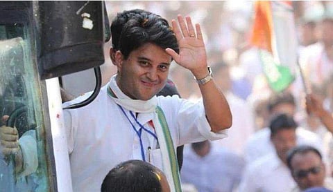 മധ്യപ്രദേശിലും അട്ടിമറിക്കൊരുങ്ങുന്നു ?; 20  കോണ്‍ഗ്രസ് എംഎൽഎമാരെ കാണാനില്ല ; ട്വിറ്ററിലെ സിന്ധ്യയുടെ 'പരിഷ്കാര'വും സംശയനിഴലിൽ