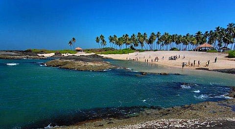 വേലിയേറ്റം പണിയായി; മലയാളി വിനോദ സഞ്ചാരികൾ ഉഡുപ്പിയിലെ ദ്വീപിൽ കുടുങ്ങി