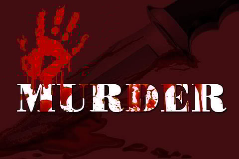 ഭാര്യയുടെ കളിയാക്കല്‍ സഹിച്ചില്ല; തൊണ്ടയില്‍ കത്രിക കുത്തിക്കയറ്റി കൊന്നു; പൊലീസ് എത്തിയപ്പോള്‍ കണ്ടത് വീഡിയോ ഗെയിം കളിച്ചിരിക്കുന്ന യുവാവിനെ