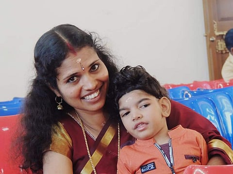 ദേവനാഥിനൊപ്പം അരുണി