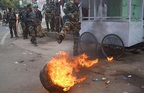 പൗരത്വ ഭേദഗതി ബില്ലിനെതിരെ ത്രിപുരയില്‍ നടന്ന പ്രതിഷേധത്തില്‍നിന്ന് /പിടിഐ