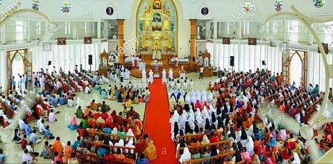 കുര്‍ബാന അര്‍പ്പിക്കുന്ന രീതി ഏകീകരിച്ചേക്കും, കുര്‍ബാന ലളിതമാക്കാനും സിറോ മലബാര്‍ സഭ