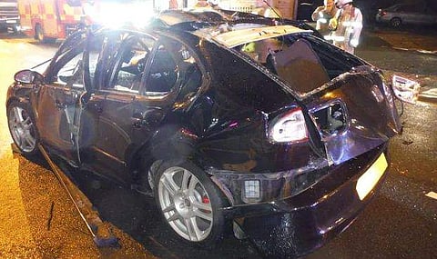 ദുര്‍ഗന്ധം മാറാന്‍ എയര്‍ ഫ്രഷ്‌നര്‍ സ്പ്രേ ചെയ്തു; കാര്‍ പൊട്ടിത്തെറിച്ചു