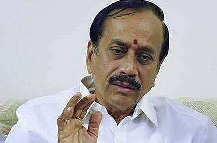 'കല്ലിന് കല്ലും, തോക്കിനു തോക്കുമാണ് മറുപടി; വെടിവച്ചത് കലാപകാരികൾക്ക് നേരെ'; ന്യായീകരിച്ച് ബിജെപി നേതാവ്