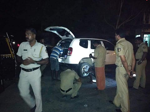 രാത്രി ടയറിന്റെ കാറ്റുപോയി; വഴിയിയില്‍ കുടുങ്ങിയ യുവതിക്ക് 'നിഴല്‍' രക്ഷയ്‌ക്കെത്തി 