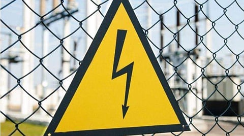 ഗാസിയാബാദില്‍ അഞ്ചുകുട്ടികള്‍ അടക്കം ആറുപേര്‍ ഷോക്കേറ്റ് മരിച്ചു