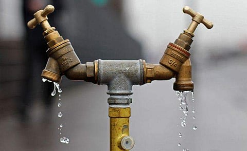 കുടിവെള്ളം പാഴാക്കിയാൽ ഇനി ലക്ഷങ്ങൾ പിഴ, വിജ്ഞാപനം പുറപ്പെടുവിച്ചു 