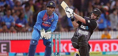 പരമ്പര പിടിക്കാന്‍ ഇന്ത്യ തകര്‍ത്തടിക്കണം; 213 റണ്‍സ് വിജയ ലക്ഷ്യം വെച്ച് ന്യൂസിലാന്‍ഡ്‌