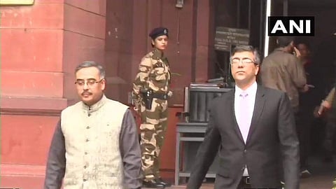 ഒളിച്ചുകളി വേണ്ട; കടുത്ത നടപടി തന്നെ വേണം; പാക് ഹൈക്കമ്മീഷണറെ വിളിച്ചു വരുത്തി  ഇന്ത്യ 