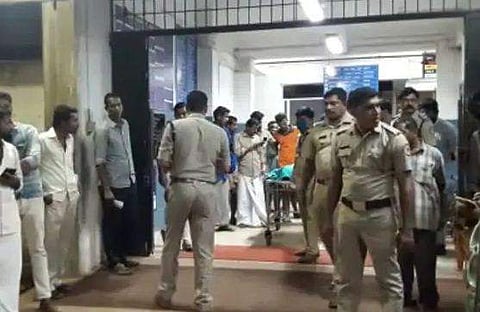 യൂത്ത് കോണ്‍ഗ്രസ് മാര്‍ച്ച് അക്രമാസക്തം; പൊലീസ് ലാത്തി വീശി