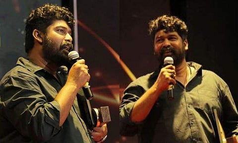 പ്രൈസ് സ്റ്റിക്കര്‍ മാറ്റാതെ അവാര്‍ഡ് വേദിയില്‍; ജോജു 'സിംപ്ലസ്റ്റ് ഹീറോ' എന്ന് ആരാധകര്‍ 