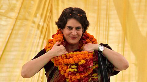 പ്രിയങ്കയെ വളഞ്ഞിട്ട് ആക്രമിക്കുന്നു; നിയമനടപടിക്ക് ഒരുങ്ങി മഹിളാ കോണ്‍ഗ്രസ്, എല്ലാ സംസ്ഥാനങ്ങളിലും പരാതി നല്‍കും