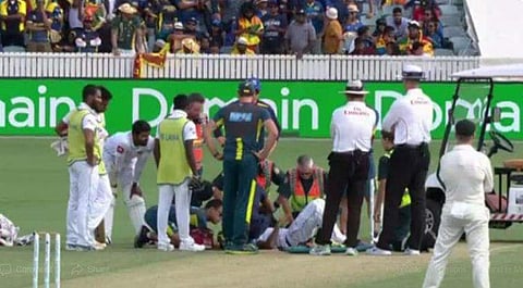 കമിന്‍സിന്റെ ബൗണ്‍സറേറ്റ് ലങ്കന്‍ താരം വീണു, ആശങ്കയുടെ നിമിഷങ്ങളുമായി ശ്രീലങ്ക-ഓസ്‌ട്രേലിയ ടെസ്റ്റ് 