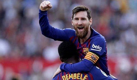 എന്തൊരു മനുഷ്യനെന്ന് വീണ്ടും വീണ്ടും ചോദിച്ചു പോകും; അടിച്ചു കയറ്റിയത് 50ാം ഹാട്രിക്കും