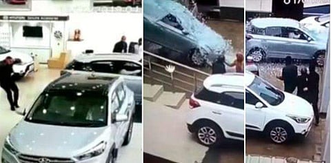ഡ്രൈവിങ് പഠിക്കാതെ കാര്‍ വാങ്ങാനെത്തി; ഷോറൂം തകര്‍ത്ത് യുവതി കാറുമായി പാഞ്ഞു; വീഡിയോ വൈറല്‍