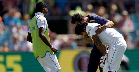 ബൗണ്‍സറുകളുടെ തീവ്രത കുറയ്ക്കാതെ ഓസീസ്, കുസാല്‍ പെരേരയുടേയും തലയ്ക്ക് പരിക്ക്‌