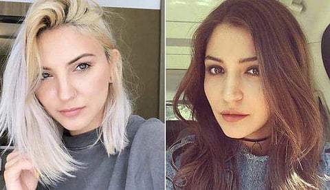 വെള്ള തലമുടി, കൈ നിറയെ ടാറ്റു; അനുഷ്‌ക ലുക്ക് മാറ്റിയോ? ആരാധകരെ ഞെട്ടിച്ച് അമേരിക്കന്‍ ഗായിക 