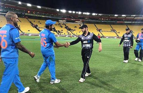 രണ്ടാം ട്വന്റി20; കീവീസ് ബാറ്റ് ചെയ്യുന്നു, മാറ്റമില്ലാതെ ഇറങ്ങി ഇന്ത്യ