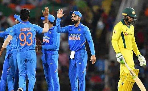 മൊഹാലി ഏകദിനം; ഇന്ത്യ ആദ്യം ബാറ്റ് ചെയ്യും, റായിഡുവിനെ മാറ്റി, രാഹുല്‍ തിരിച്ചെത്തി