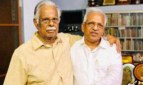 ' ജയിച്ചു വാ..' പി ജയരാജന് അനുഗ്രഹാശ്ശിസുകള്‍ നേര്‍ന്ന് ടി പത്മനാഭന്‍