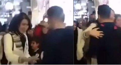 മാളില്‍ വച്ച് പ്രണയം തുറന്നുപറഞ്ഞു, കെട്ടിപ്പിടിച്ചു; കമിതാക്കളെ പൊലീസ് അറസ്റ്റ് ചെയ്തു ( വിഡിയോ) 