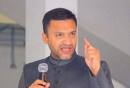 'മോദിക്ക് ഞാനൊരു തൊപ്പിയും വിസിലും തരാം'; ചൗക്കീദാറാവാന്‍ അത്ര ഇഷ്ടമാണെങ്കില്‍ വരൂവെന്ന് അക്ബറുദ്ദീന്‍ ഒവൈസി 