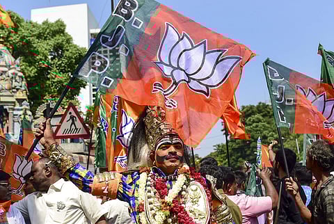 ബിജെപി കേവലഭൂരിപക്ഷം നേടില്ല; ഭരണം നിലനിര്‍ത്താന്‍ സഖ്യം വിപുലീകരിക്കേണ്ടി വരുമെന്ന് സര്‍വ്വേ