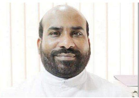 ബിഷപ്പ് ഫ്രാങ്കോയുടെ വിശ്വസ്തനില്‍ നിന്നും പിടികൂടിയത് 10 കോടിയുടെ കള്ളപ്പണം ; സ്ത്രീ ഉള്‍പ്പെടെ ആറുപേര്‍ കസ്റ്റഡിയില്‍