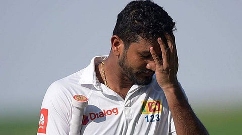 മദ്യപിച്ച് വാഹനമോടിച്ച് അപകടം; ലങ്കന്‍ ടെസ്റ്റ് ക്യാപ്റ്റനെ പൊലീസ് അറസ്റ്റ് ചെയ്തു