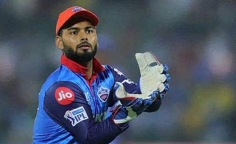 റിഷഭ് പന്തിനെതിരെ ഒത്തുകളി ആരോപണം; പണി കൊടുത്തത് സ്റ്റംപ് മൈക്ക്‌