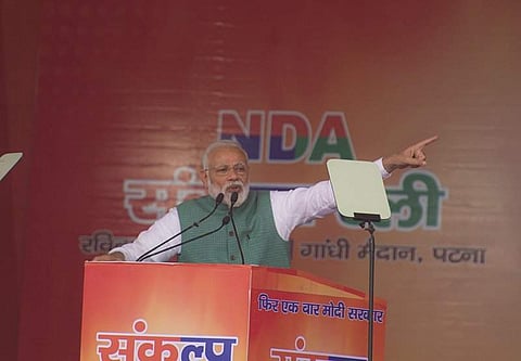 മോദിക്ക് ഹിന്ദിയില്‍ പ്രസംഗിക്കാനും ടെലിപ്രോംപ്റ്റര്‍ വേണം; പരിഹസിച്ച് ലാലു 