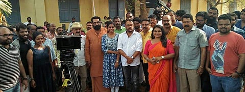 നിങ്ങളുടെ പ്രാര്‍ത്ഥനകളില്‍ എന്നെയും ഓര്‍ക്കുമല്ലോ; ലാല്‍ ജോസ് ചിത്രത്തിന്റെ ഷൂട്ടിങ് തുടങ്ങി, നിമിഷയും ബിജു മേനോനും പ്രധാനകഥാപാത്രങ്ങള്‍