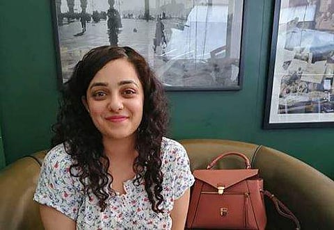 രണ്ട് വരി ഗാനം ഇട്ടുകൊടുത്ത് നിത്യാ മേനോന്‍; ബാക്കി കൂടി പാടണമെന്ന് ആരാധകര്‍