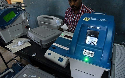 50 ശതമാനം വിവിപാറ്റുകള്‍ എണ്ണിയേ തീരൂ ; പുനഃപരിശോധന ഹര്‍ജിയുമായി പ്രതിപക്ഷം സുപ്രിംകോടതിയിലേക്ക്