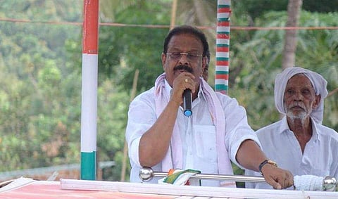 വിവാദ പ്രചാരണ വീഡിയോ : കെ സുധാകരനെതിരെ വനിതാ കമ്മീഷന്‍ കേസെടുത്തു ; പെരുമാറ്റ ചട്ടലംഘനമുണ്ടോയെന്ന് പരിശോധിക്കാന്‍ തെരഞ്ഞെടുപ്പ് കമ്മീഷന്റെ നിര്‍ദേശം