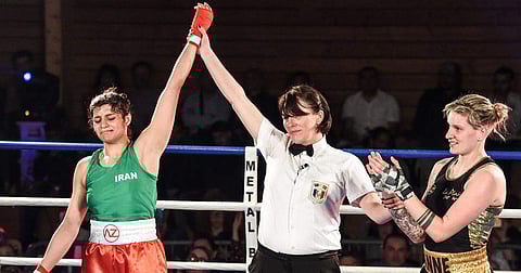 രാജ്യാന്തര മെഡല്‍ നേടുന്ന ആദ്യ ഇറാനിയന്‍ ബോക്‌സര്‍; ഇപ്പോള്‍ വീട്ടിലേക്ക് പോകുവാന്‍ വഴിയില്ല