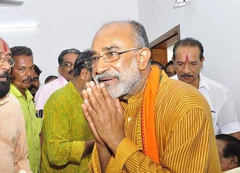 എറണാകുളത്ത് എല്‍ഡിഎഫ് മൂന്നാം സ്ഥാനത്തേക്ക് പോകും; മത്സരം ബിജെപിയും കോണ്‍ഗ്രസും തമ്മിലെന്ന് അല്‍ഫോന്‍സ് കണ്ണന്താനം