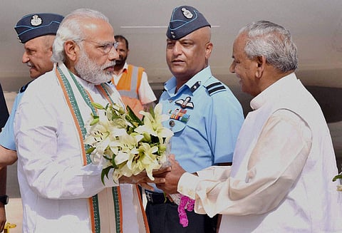 'മോദി സ്തുതി': രാജസ്ഥാന്‍ ഗവര്‍ണറുടേത് പെരുമാറ്റച്ചട്ട ലംഘനം; രാഷ്ട്രപതിയുടെ ശ്രദ്ധയില്‍പ്പെടുത്തുമെന്ന് തെരഞ്ഞെടുപ്പ് കമ്മീഷന്‍ 