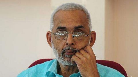 കോണ്‍ഗ്രസിന് പിന്തുണ; സിആര്‍ നീലകണ്ഠനെ ആംആദ്മി സസ്‌പെന്റ് ചെയ്തു