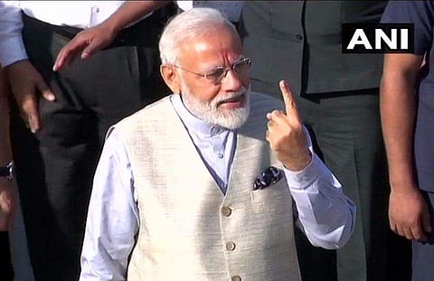 വോട്ടര്‍ ഐഡിക്ക് ഭീകരവാദികളുടെ ബോംബുകളെക്കാള്‍ ശക്തിയുണ്ട്  ; കൂട്ടമായി ബൂത്തുകളിലേക്കെത്തി വോട്ട് ചെയ്യണമെന്ന് പ്രധാനമന്ത്രി  (വിഡിയോ)