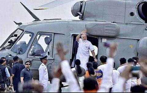'ഇരുട്ടില്‍ ഞാന്‍ എനിക്ക് വേണ്ടി പോരാടുന്നു'; മോദിയുടെ ഹെലികോപ്ടര്‍ പരിശോധിച്ച ഉദ്യോഗസ്ഥന്‍ 