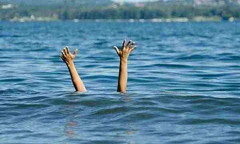 ഭർത്താവുമായി പിണങ്ങി യുവതി ആറ്റിൽ ചാടി, ഓട്ടോ ഡ്രൈവറുടെ ധീരതയിൽ പുനർജന്മം