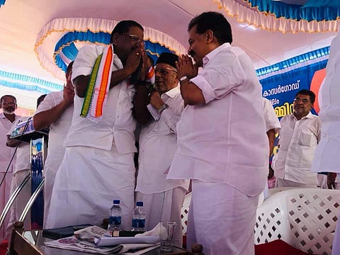 രാജ്‌മോഹന്‍ ഉണ്ണിത്താന്റെ തെരഞ്ഞടുപ്പ് ഫണ്ട് മോഷ്ടിച്ചു; കൊല്ലത്തുനിന്നെത്തിയ സഹായിക്കെതിരെ പൊലീസ് മേധാവിക്ക് പരാതി