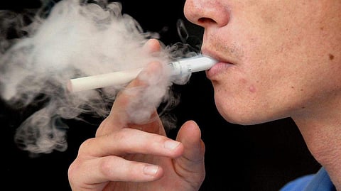 പുകവലി മോശമല്ലേ? എന്നാല്‍ അതിലും മാരകമായതാണ് നിങ്ങള്‍ ചെയ്യുന്നത്